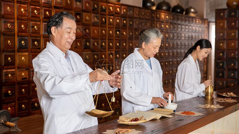 艾灸养生，穴位选择有讲究**